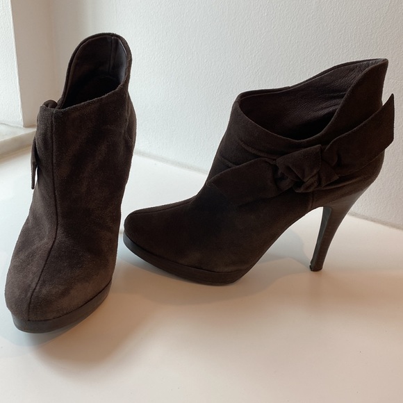 ALDO Truda Brown Suede Bow Ankle Booties Boots Heels - Picture 6 of 8